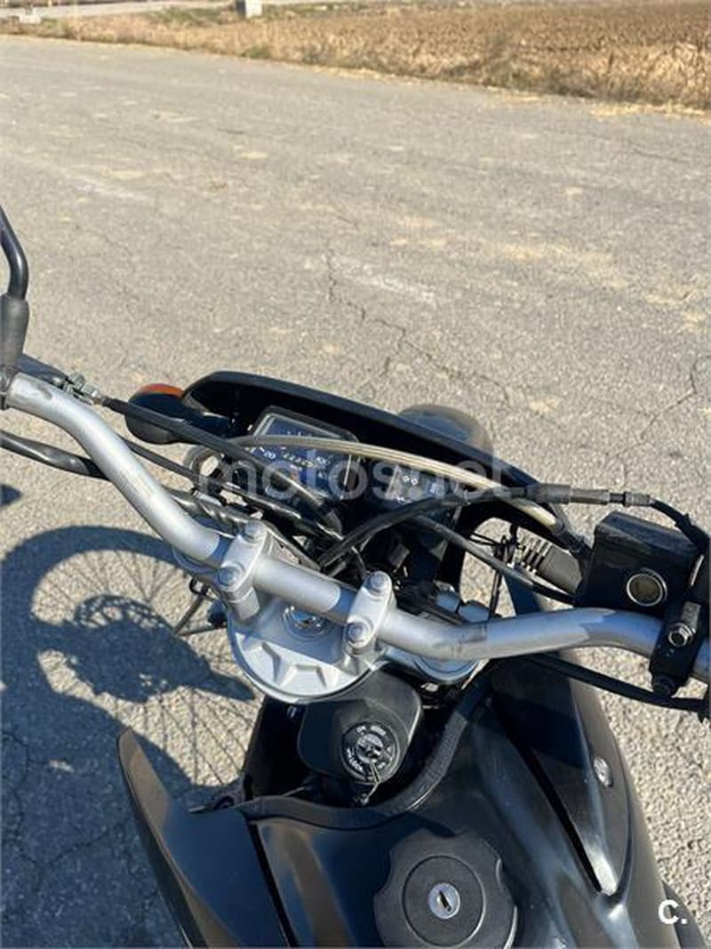 Yamaha DT 125 2500 € 2006 Lleida - 23