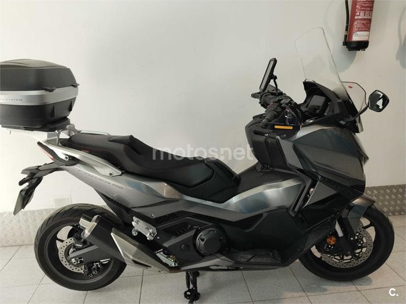 Honda Forza 750 – Vista 1