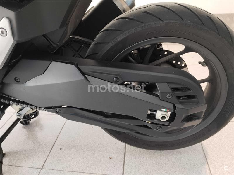 Honda Forza 750 – Vista 8