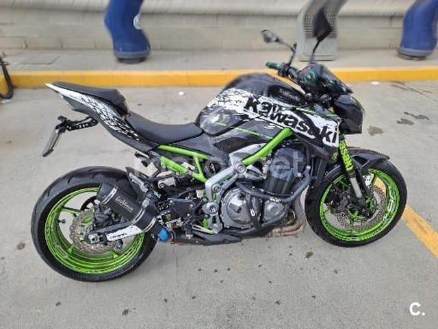 Kawasaki Z900RS – Vista 2