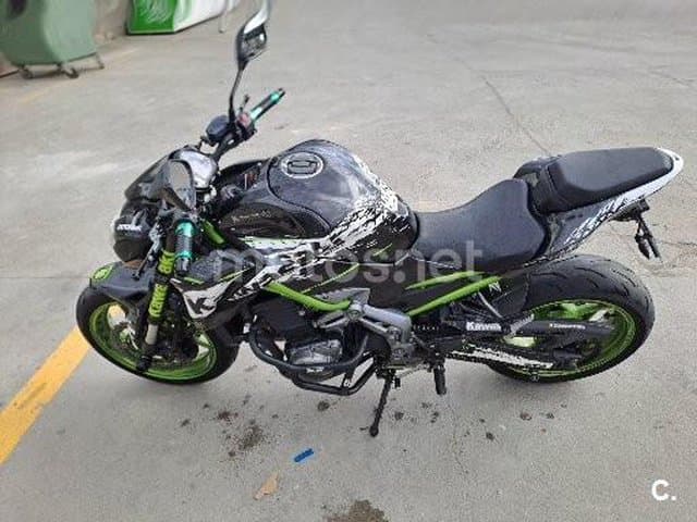 Kawasaki Z900RS – Vista 5