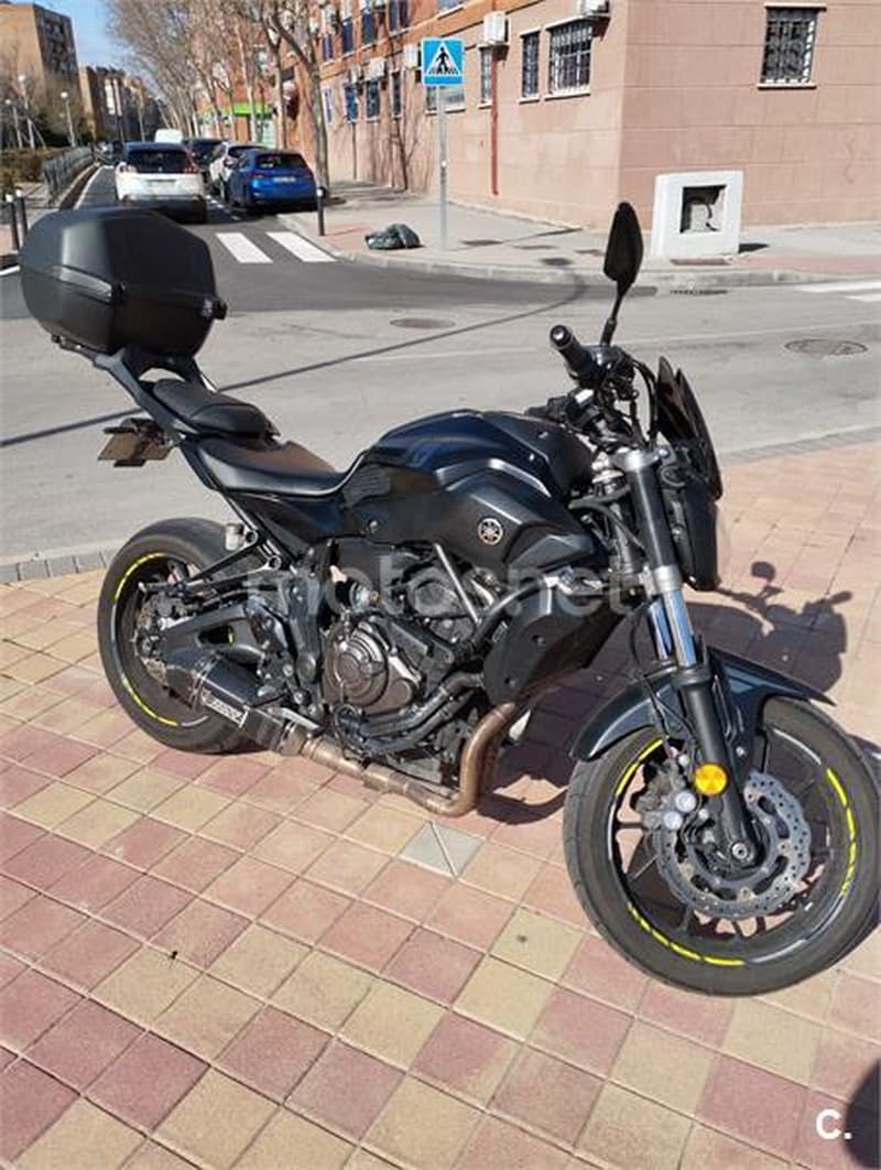 Yamaha MT-07 – Vista 5