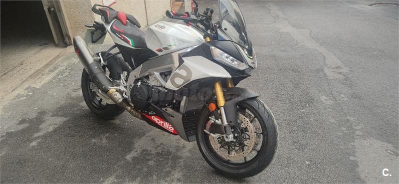 Aprilia Tuono V4 1100 Factory 15.500 € 2024 Alicante - 3