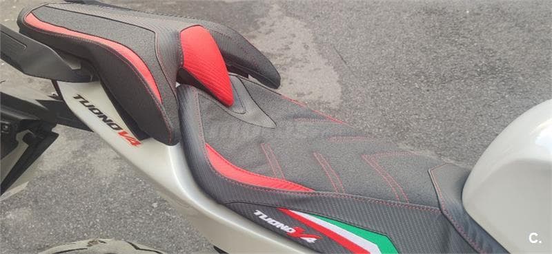 Aprilia Tuono V4 1100 Factory 15.500 € 2024 Alicante - 4