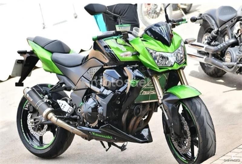 Kawasaki Z 750R – Vista 1
