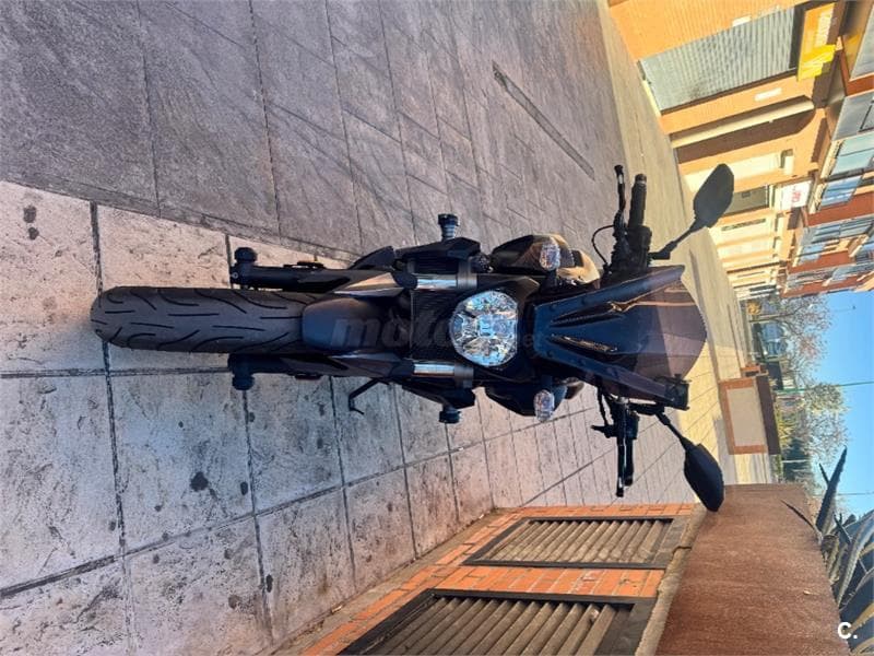 Yamaha MT-07 – Vista 7
