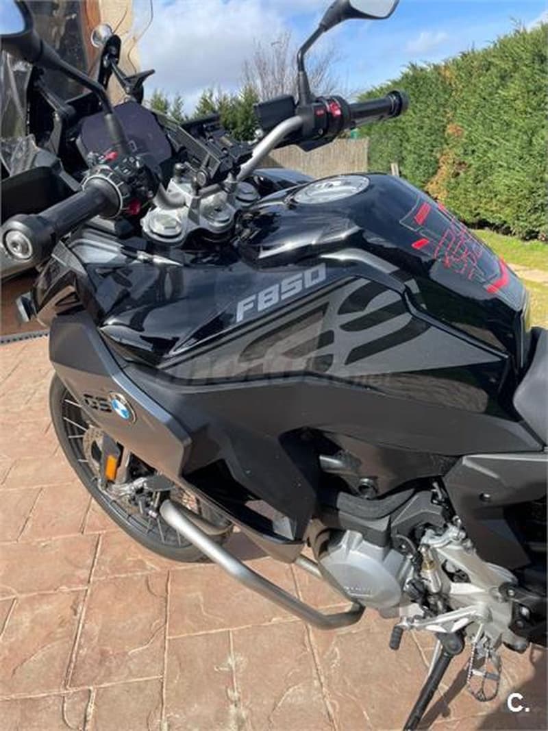 BMW F 850 – Vista 3