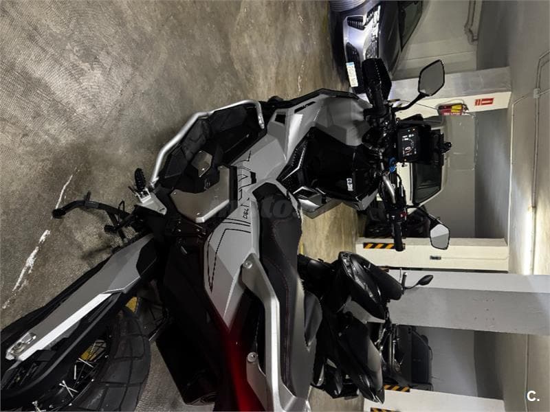 Honda X-ADV – Vista 3