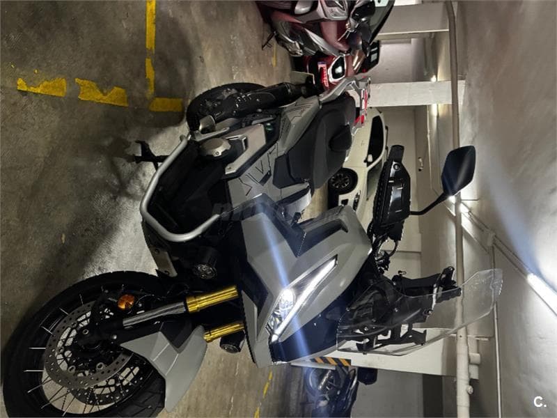 Honda X-ADV – Vista 6