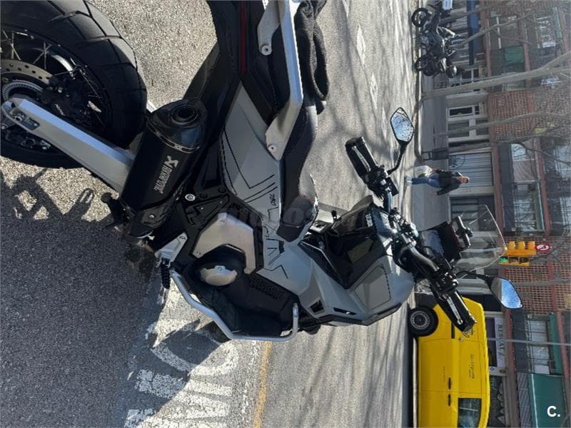 Honda X-ADV – Vista 8