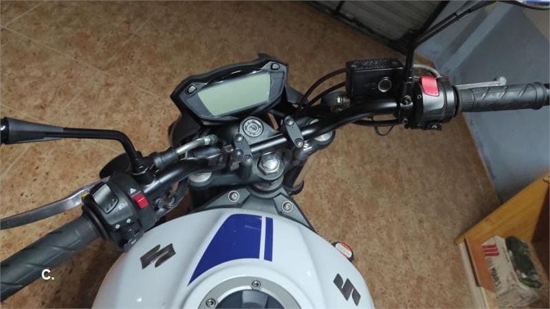 Suzuki SV 650 – Vista 6