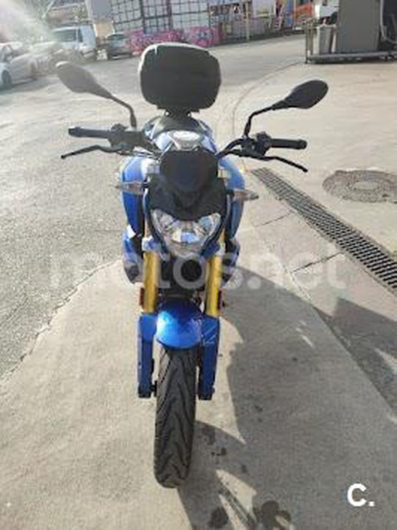 BMW G 310 R 2900 € 2017 Barcelona - 6