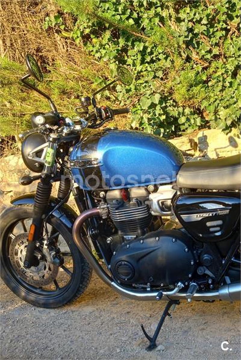 Triumph Street Twin – Vista 3