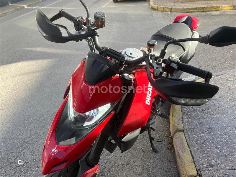 Ducati Hypermotard – Vista 2
