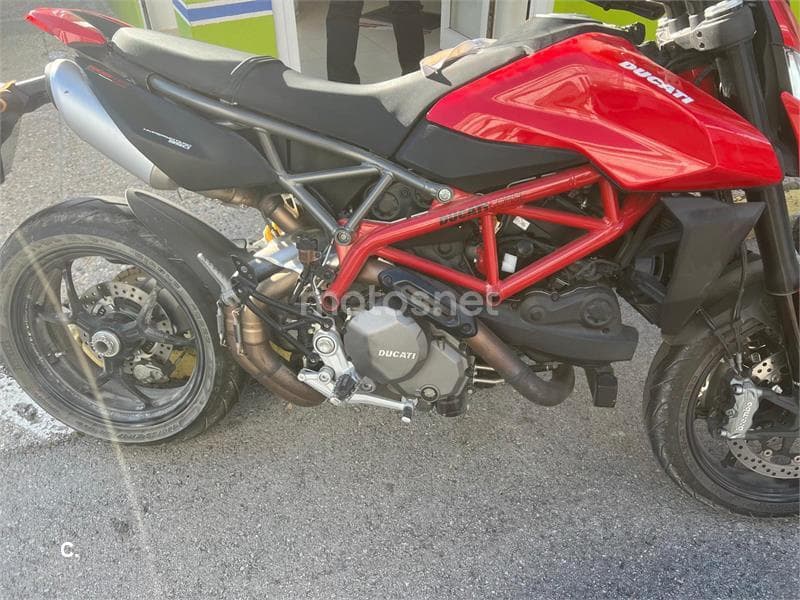 Ducati Hypermotard – Vista 5