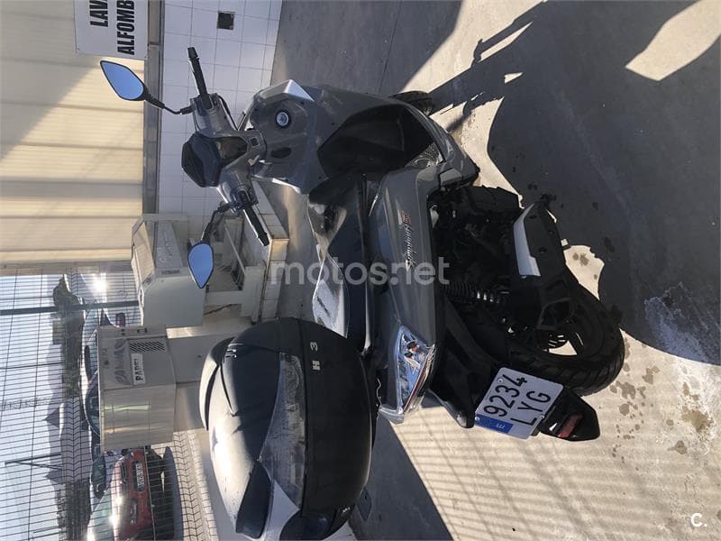 SYM Symphony ST LC 125 – Vista 2