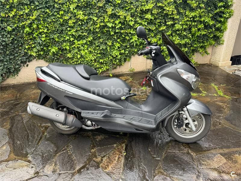 Suzuki BURGMAN 200 1499 € 2009 A Coruña - 2