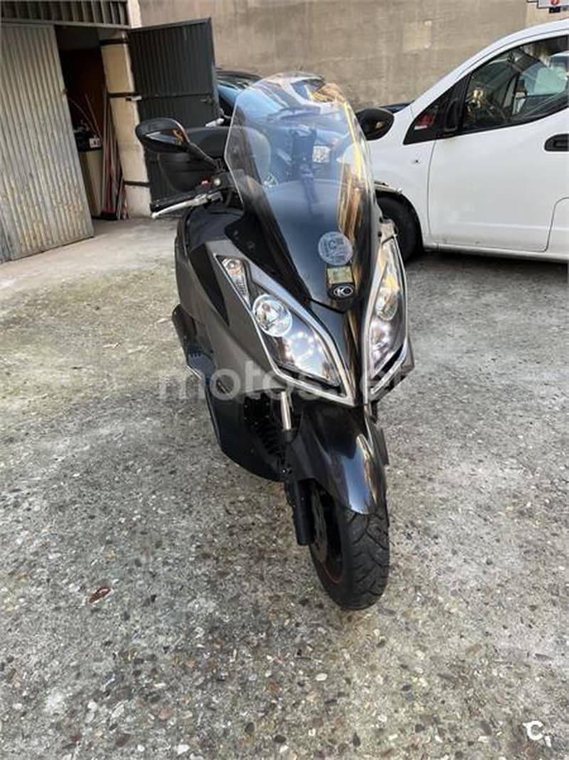 Kymco Super Dink 125i – Vista 3