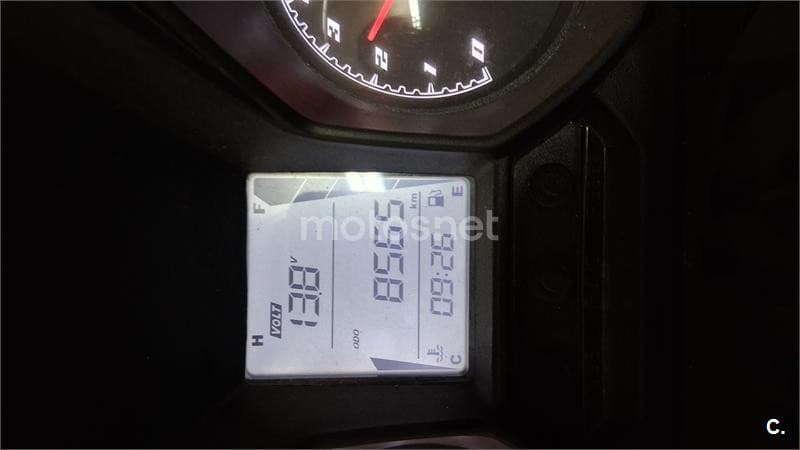 Kymco Super Dink 125i – Vista 3