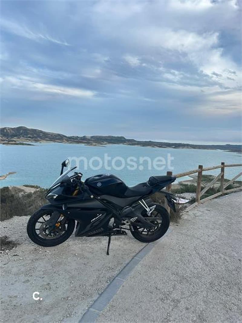 Yamaha YZF R 125 2900 € 2018 Murcia - 7