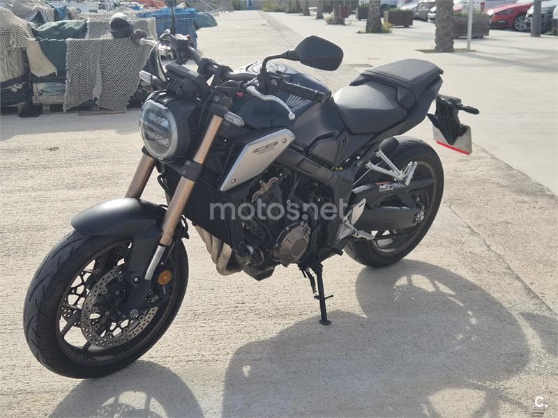 Honda CB 650 R – Vista 3