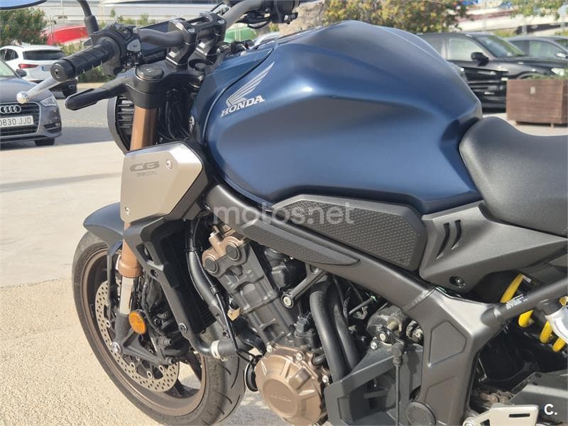 Honda CB 650 R – Vista 8