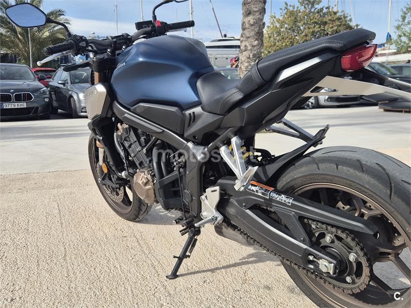 Honda CB 650 R – Vista 9