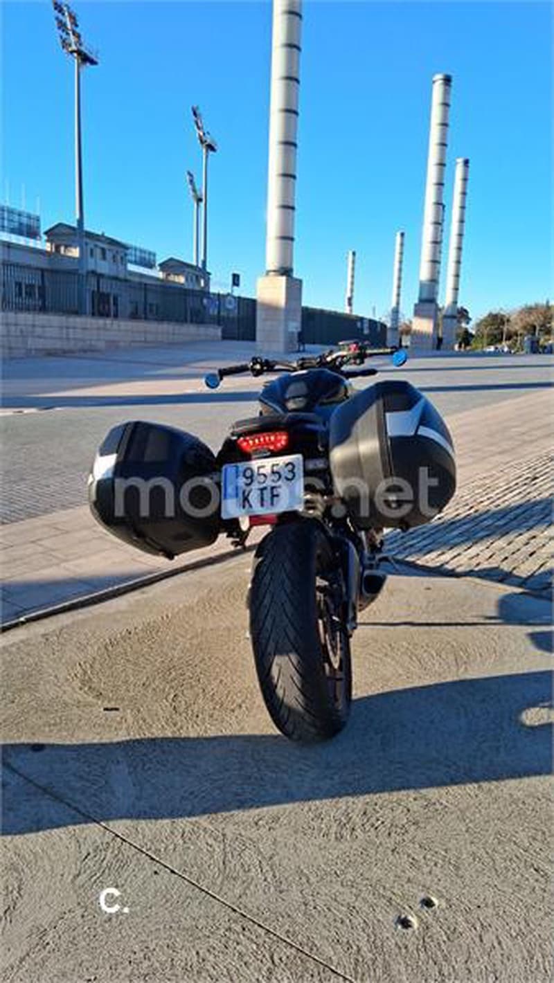 Honda CBR 650 R 7490 € 2019 Cádiz - 4