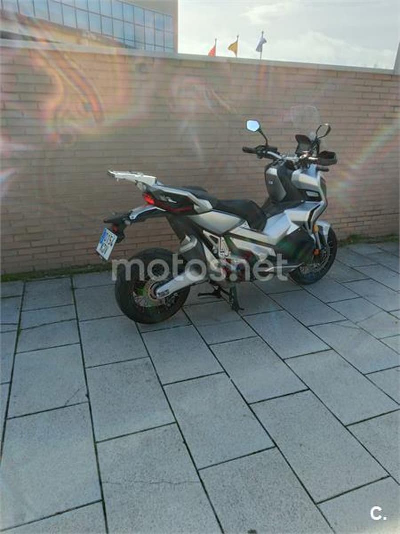 Honda X-ADV – Vista 7