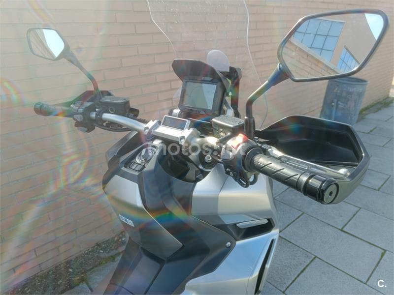 Honda X-ADV – Vista 9