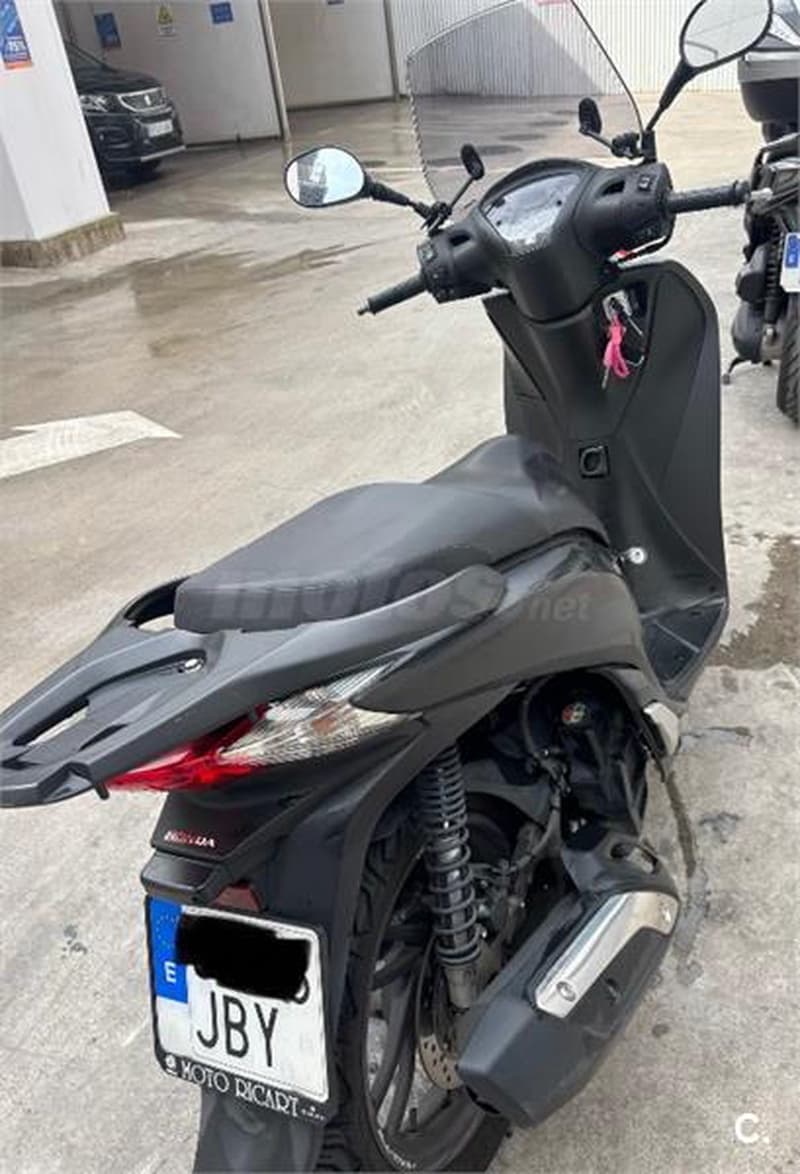 Honda SCOOPY SH125i ABS – Vista 1