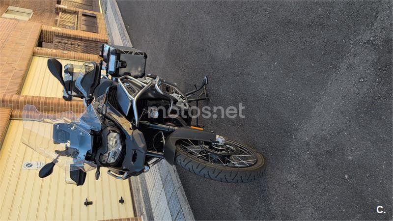 BMW F 850 – Vista 1