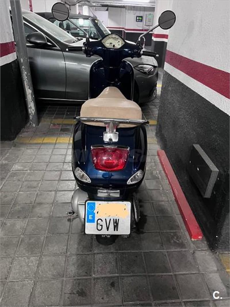 Vespa LX 125 ie – Vista 3