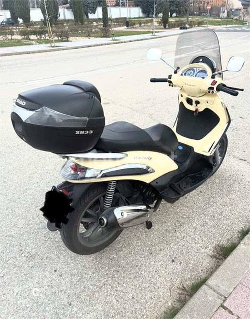 Piaggio Beverly Tourer 250 – Vista 1