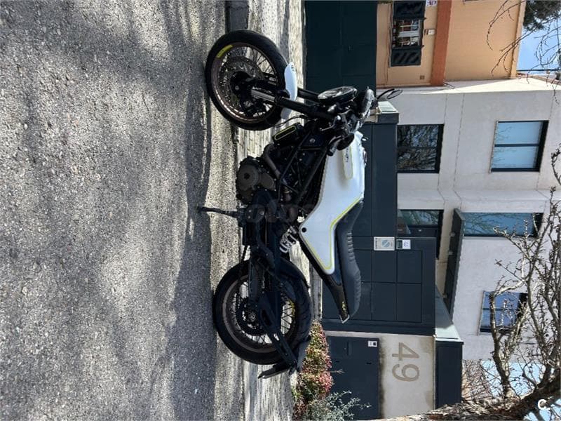 Husqvarna Vitpilen 401 2899 € 2019 Madrid - 1