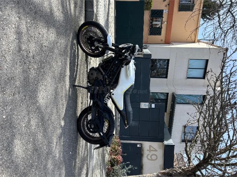 Husqvarna Vitpilen 401 2899 € 2019 Madrid - 13