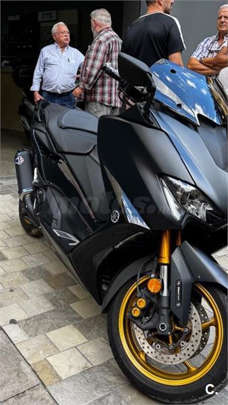 Yamaha TMAX 560 TECH MAX – Vista 4