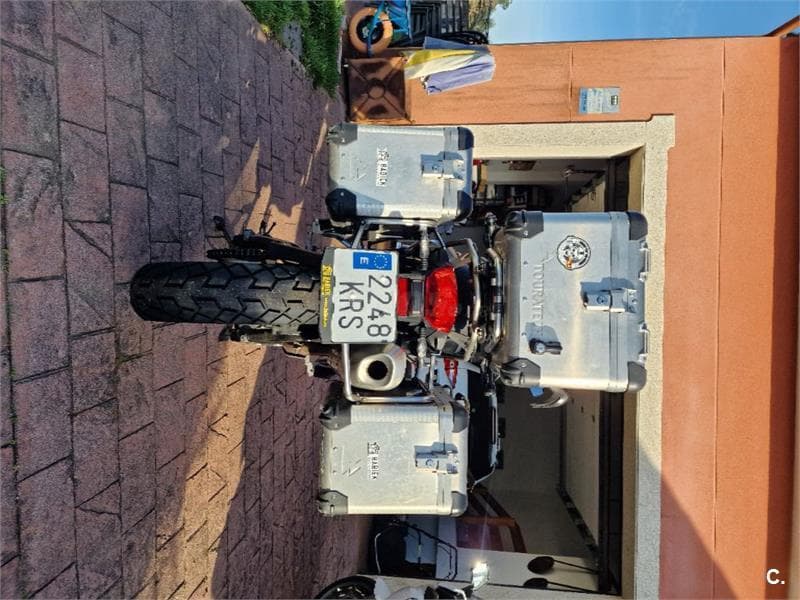 BMW F 750 – Vista 3