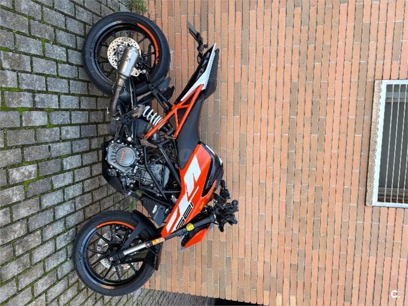 KTM 125 – Vista 1