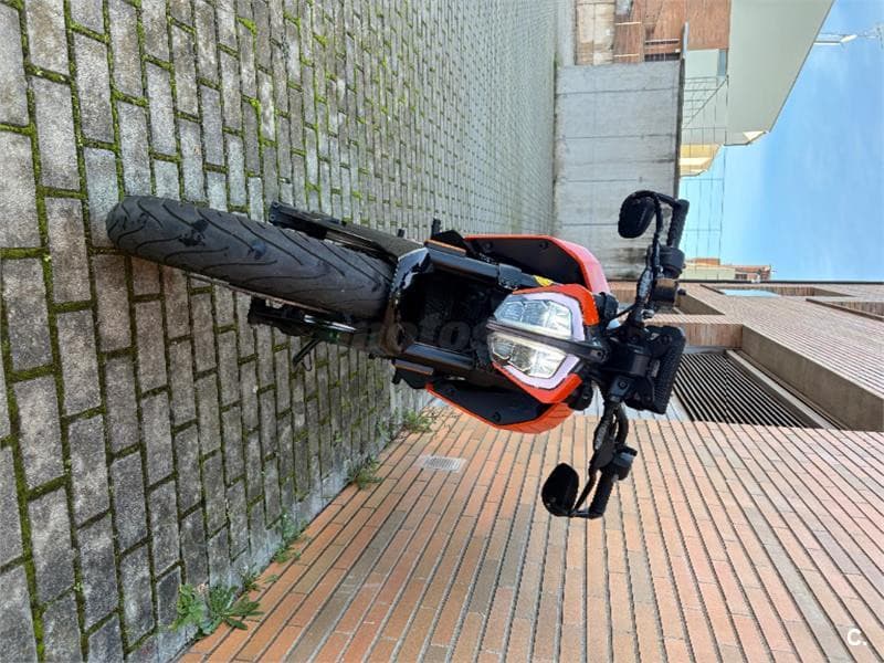 KTM 125 – Vista 4