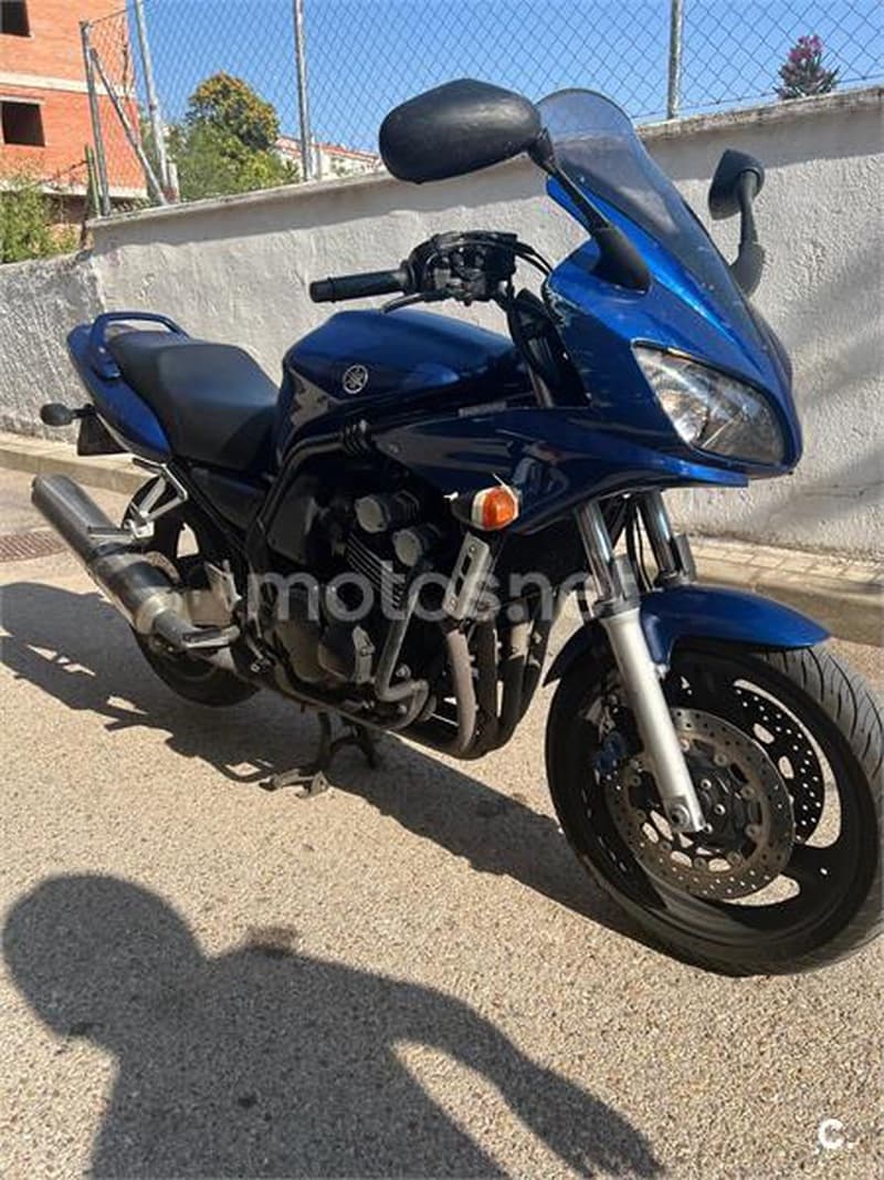 Yamaha FZS 600 Fazer 1900 € 2004 Madrid - 1