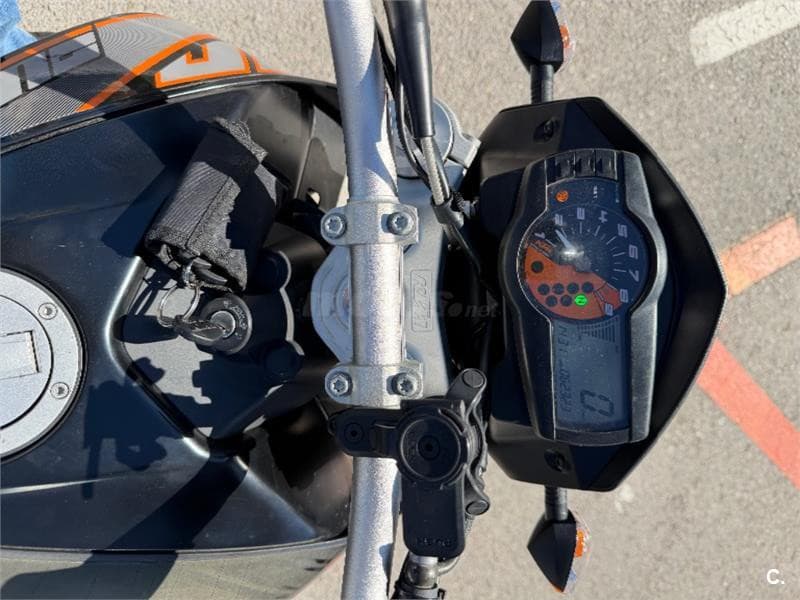 KTM 690 Duke – Vista 4