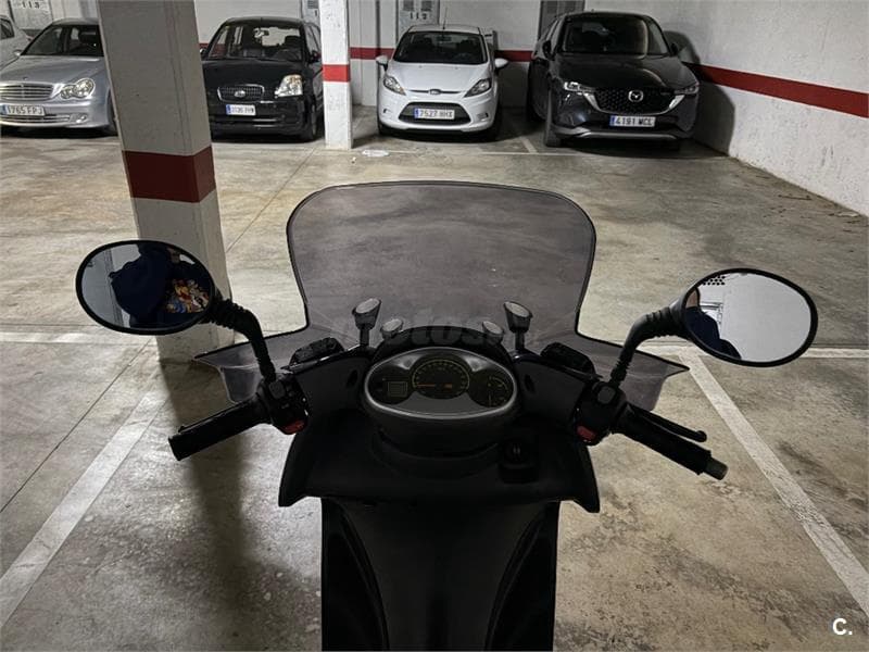 Yamaha Majesty 125 1300 € 2005 Alicante - 4