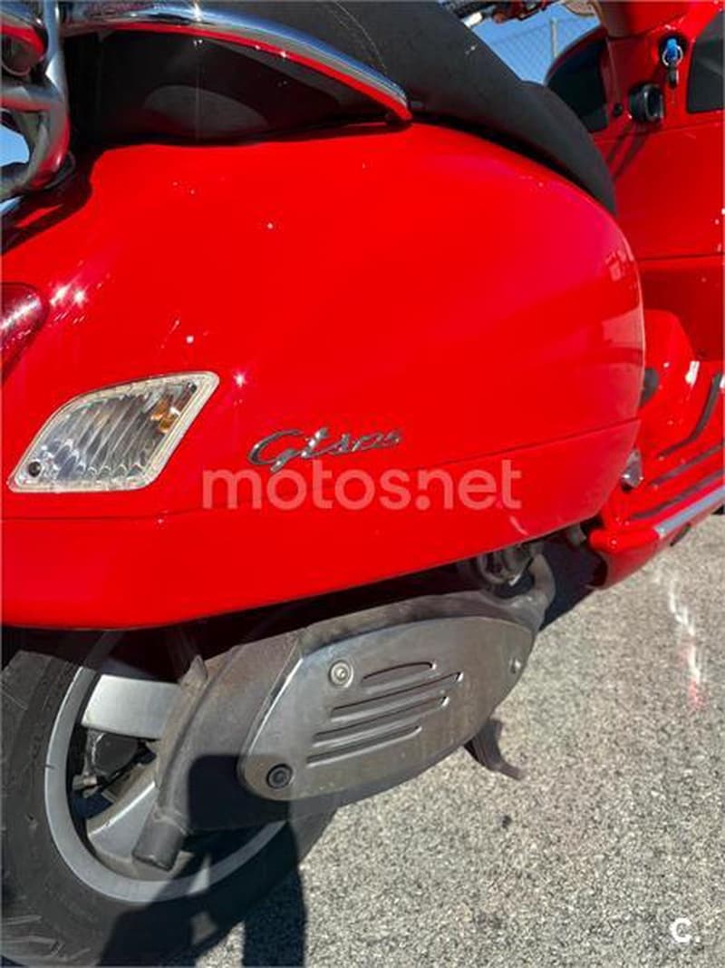Vespa GTS 125 3300 € 2008 Sevilla - 9