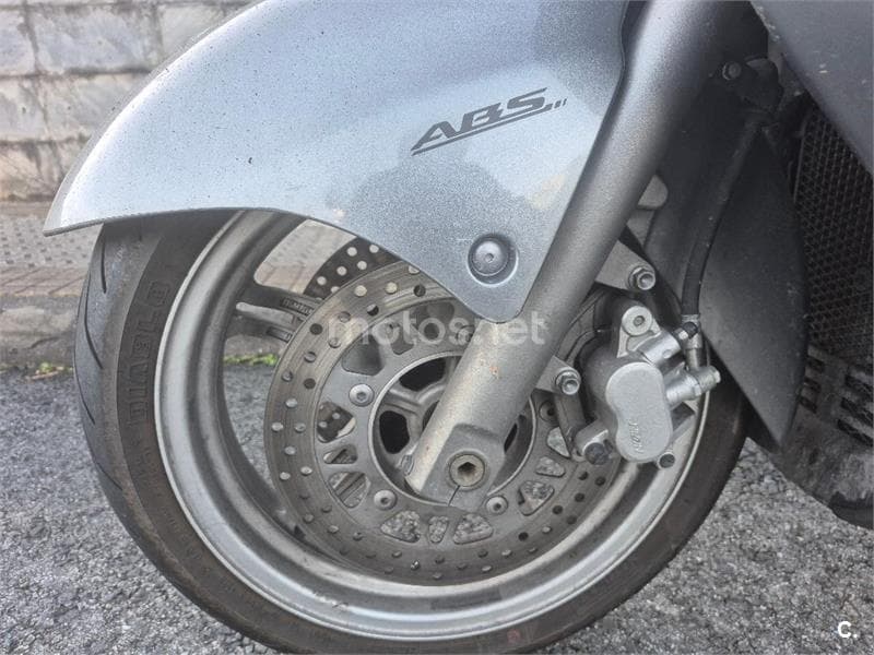 Suzuki BURGMAN 650 Executive – Vista 3