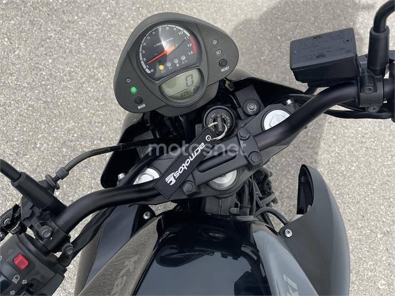 Kawasaki ER 6N  ABS – Vista 5