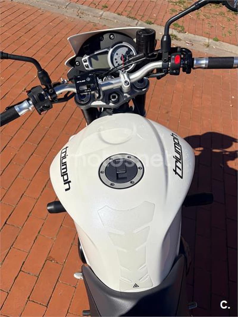 Triumph Street Triple R – Vista 2