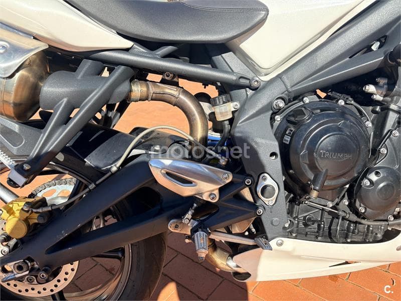 Triumph Street Triple R – Vista 14