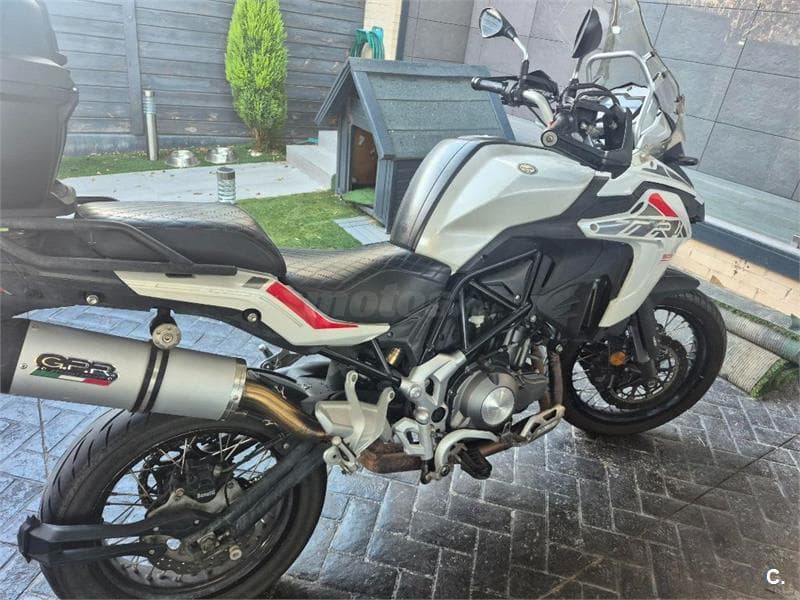 Benelli TRK 502 – Vista 1