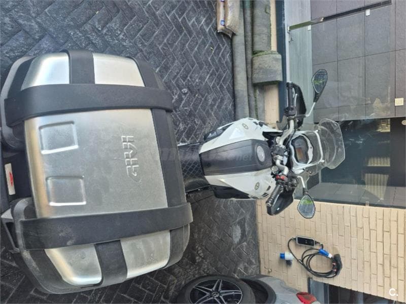 Benelli TRK 502 – Vista 3